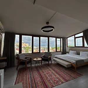 Hotel Million Old, Istanboel
